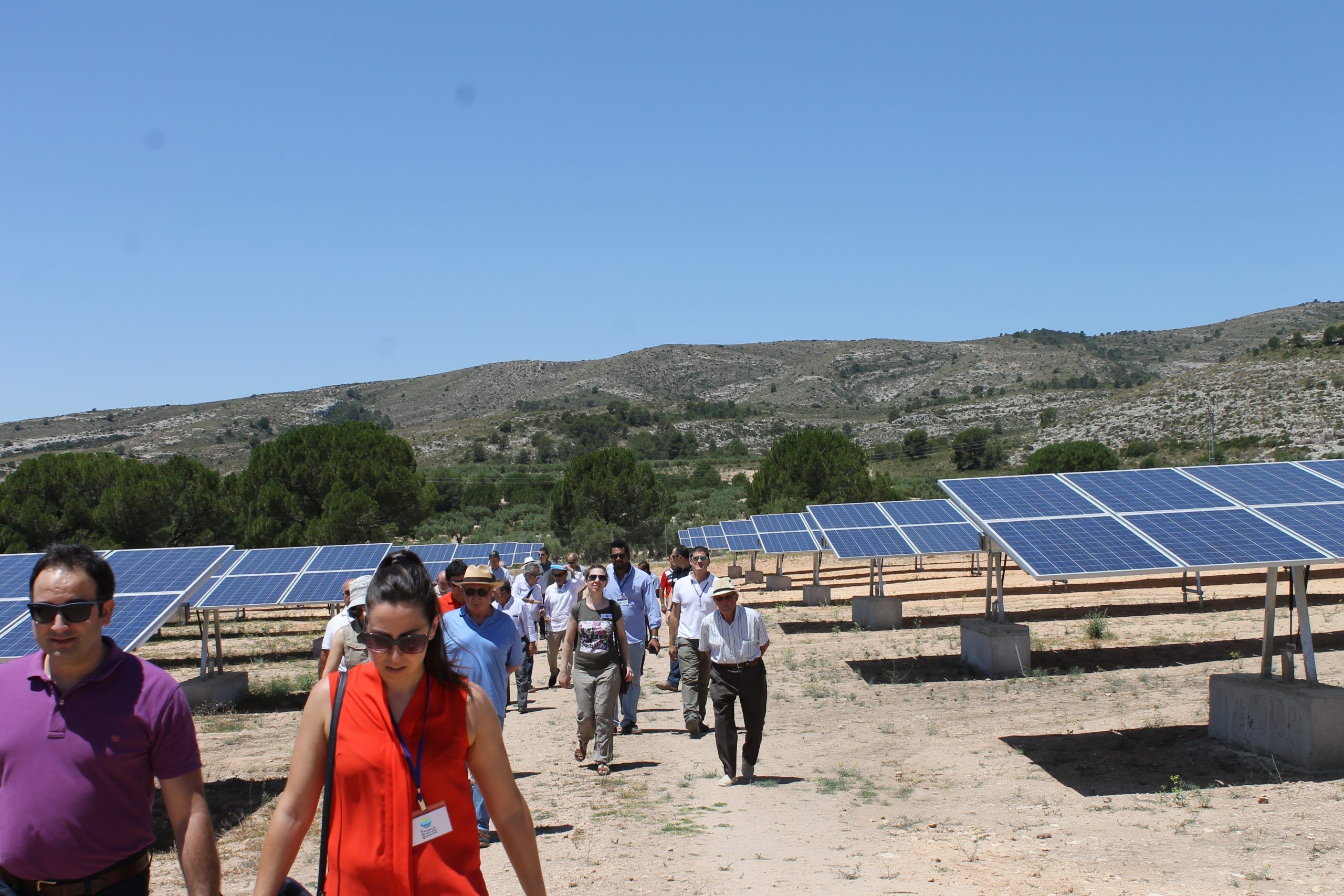 IMG 7790 - Los agricultores y regantes de Cehegín visitan una instalación de riego con bombeo solar